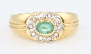 An 18ct yellow gold gem set dress ring, size P 1/2