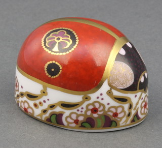 A Royal Crown Derby Imari pattern paperweight in the form of a ladybird with silver stopper 2" 