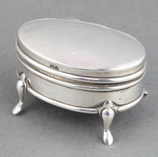 An Edwardian oval silver trinket box on pad feet Birmingham 1908 2 1/2" 
