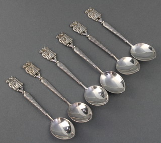 6 Continental silver coffee spoons with figural terminals 80 grams