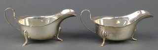 A pair of silver sauce boats on pad feet Viners Sheffield 1934 208 grams