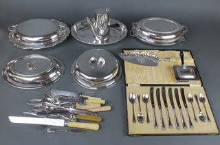 Silver plated entrees, a cased set and minor plated items