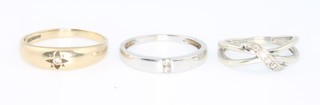 3 9ct gold diamond set rings size K, O and Q 1/2