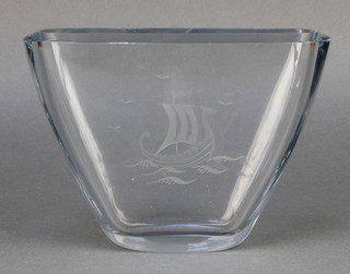 A stylish 1960's Scandinavian flattened glass vase decorated with a long boat 6" 
