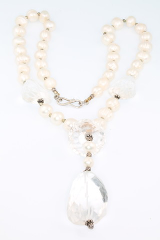 A fresh water pearl and cut crystal necklace