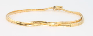An 18ct yellow gold smooth link bracelet 12.3 grams 