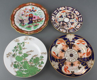 A Derby Witches pattern tureen stand 6", a Spode dessert plate decorated with bamboo, a Flight Barr & Barr dessert dish decorated in the Imari style and a Ridgeway Imari pattern plate 