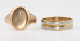 An 18ct yellow gold signet ring and a ditto wedding band, sizes T and U, 15 grams 