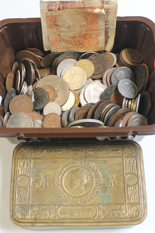 A quantity of European coins and bank notes together with a Princess Mary gift tin 