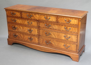 A Georgian style crossbanded mahogany chest of 2 short and 7 long drawers, raised on bracket feet 30 1/2"h x 60"w x 17"d 