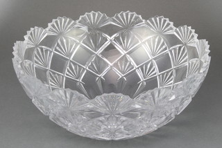 A cut glass fruit bowl 12" 
