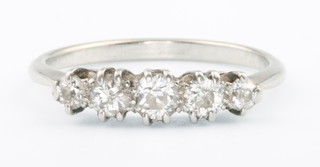 A white gold 5 stone diamond ring size Q 