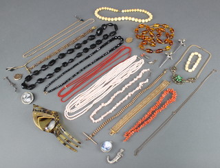 An amberoid bead necklace and minor costume jewellery 
