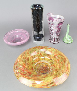 A polychrome Studio Glass bowl 12", a pink ditto 7 1/2" and 3 vases