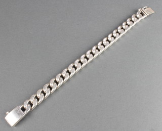 A silver flat link bracelet 160 grams 