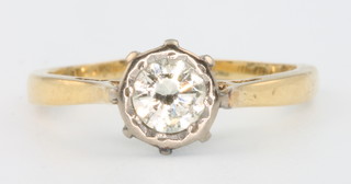 An 18ct yellow gold single stone diamond ring, size J 