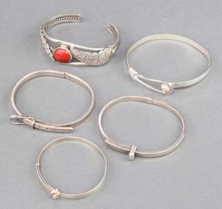 5 silver bangles, 79 grams