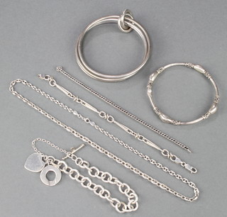 2 silver bangles, 2 bracelets and 2 necklaces 121 grams 