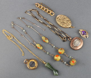An oval 9ct yellow gold locket, ditto bar brooch and minor Victorian and later jewellery 