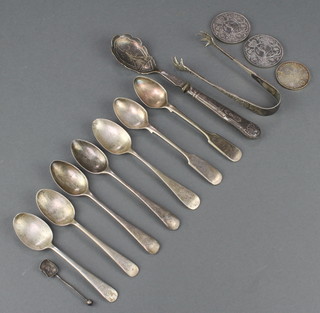 5 silver tea spoons, a ditto salt spoon and minor cutlery etc, 80 grams