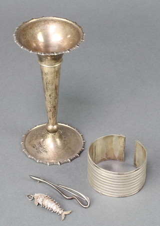 A silver posy vase with splayed foot 6", rubbed marks, a bangle, brooch and pendant 243 grams