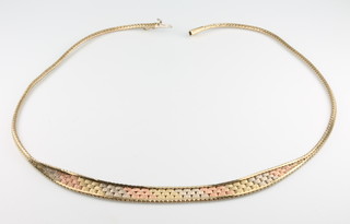 A 9ct 3 colour gold necklace 15 grams, 15" 