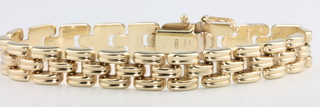 A 9ct yellow gold fancy link bracelet 11 grams