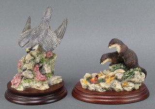 Border Fine Art figures - Beachcombers by Richard Ayres CEVO2 dated 1993 5" together with The Stoop  Aira 1998 7" 