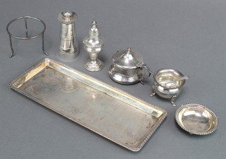 A rounded rectangular silver tray London 1912, minor condiments, weighable silver 234 grams 