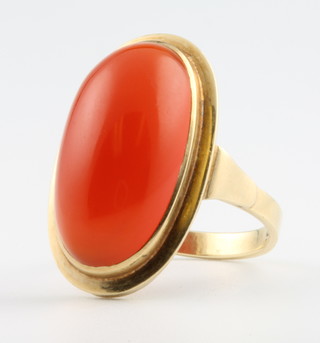 A 14ct yellow gold carnelian ring size P 