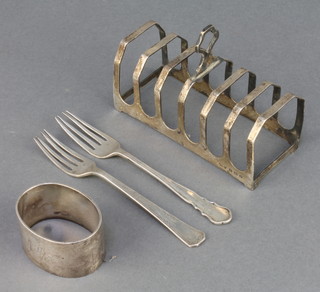 A silver 7 bar toast rack Birmingham 1933, napkin ring and 2 forks 162 grams