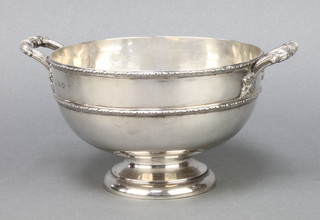 An Edwardian silver 2 handled pedestal bowl Birmingham 1908 321 grams 