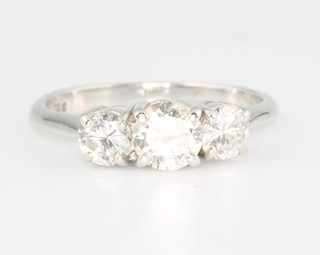 An 18ct white gold 3 stone diamond ring approx. 1ct size K 1/2