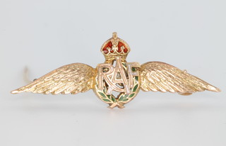 A 9ct yellow gold enamelled RAF sweetheart brooch 