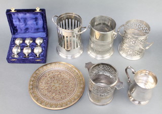 4 silver plated siphon holders and minor plated items 
