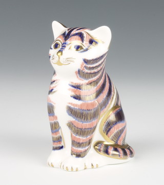 A Royal Crown Derby Imari pattern paperweight Cat with gold stopper 3 1/4" 