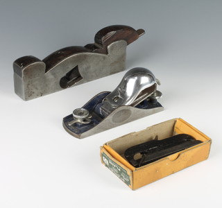 A 19th Century steel and rosewood shoulder plane 8", a Record steel thumb plane and a Stanley no.75 bullnose plane 