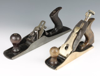 A Una-Oid gilt metal smoothing plane marked Prov Pat 8 1/2"  together with a Sargent no.714 Jack plane marked G&T.JN12-15 13 1/2" 