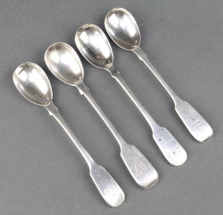 Four silver mustard spoons, mixed dates, 58 grams