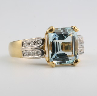 A yellow gold aquamarine and diamond ring size L 1/2
