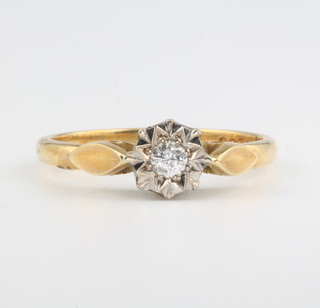 An 18ct yellow gold single stone diamond ring size P 