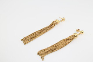 A pair of 18ct yellow gold tassel earrings 6.6 grams