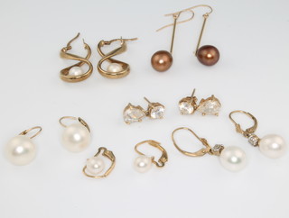 Six pairs of 9ct yellow gold earrings