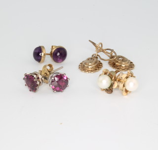 Four pairs of gold gem set earrings 