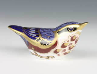 A Royal Crown Derby Imari pattern paperweight Bird with gold stopper 5" 
