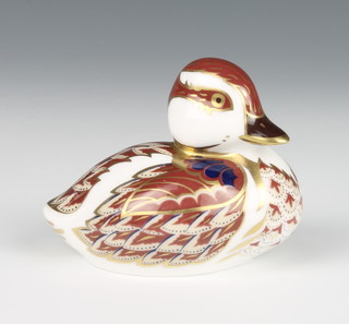 A Royal Crown Derby Imari pattern paperweight Duckling with gold stopper 3" 