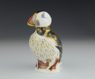 A Royal Crown Derby Imari pattern paperweight Puffin with gold stopper 4 1/2" 