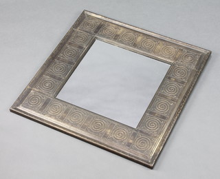 A square plate wall mirror contained in a gilt finished frame 24" x 24" 
