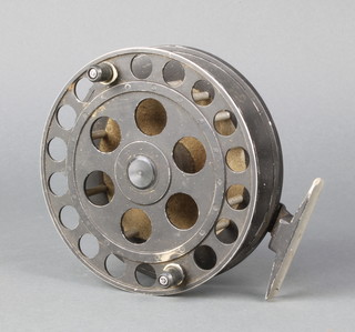 A Leeds 5 1/2" trotting reel with twin handles