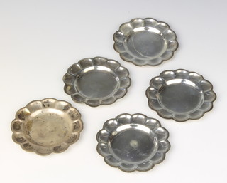 Five Mexican silver dishes 3 1/2"d, 188 grams